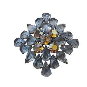 Vintage Brooch Blue Rhinestone Pre-loved Lapel Pin